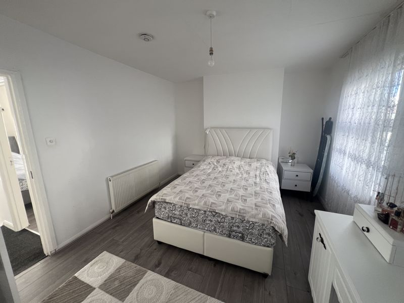 Photo 16- click for photo gallery